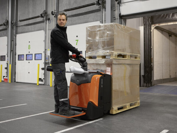 BT Levio Powered Pallet Trucks - Image 4