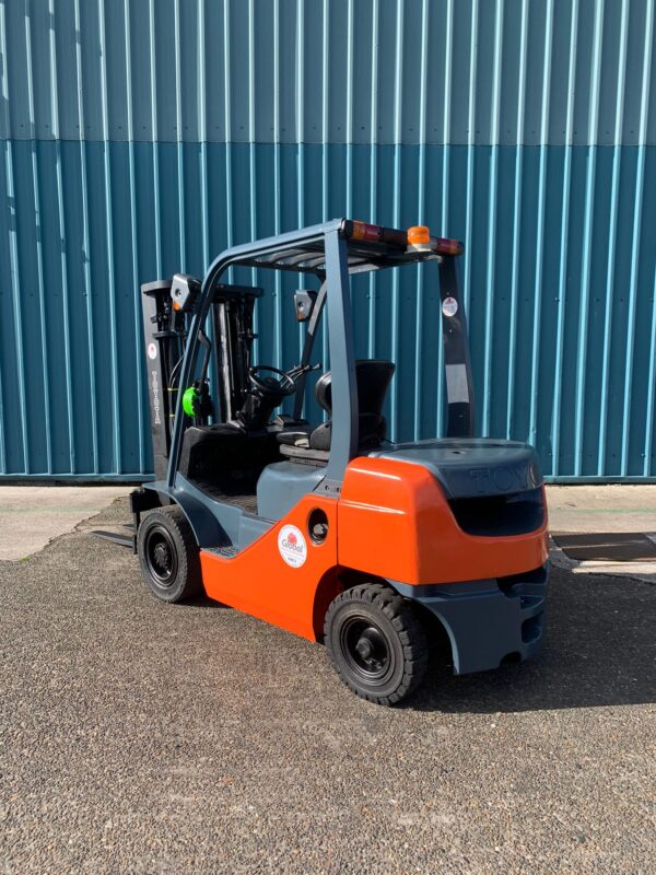 Tonero 4 Wheel Diesel (2.5t) - Image 3