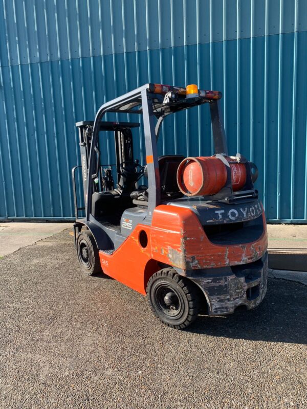 Tonero LPG (2.5t) - Image 2